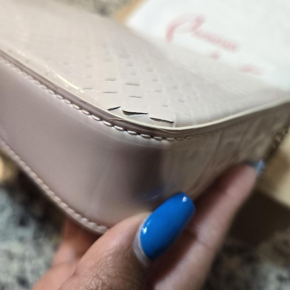 NEW Christian Louboutin Snakeskin Embossed Leather Bag in Leche Color - Picture 4 of 9